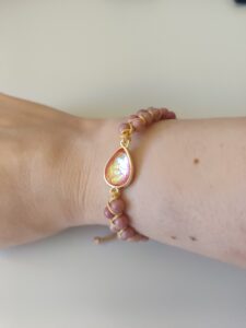 Click to view full screen Narukvica Prijateljstva – Mini Rodonit photo review