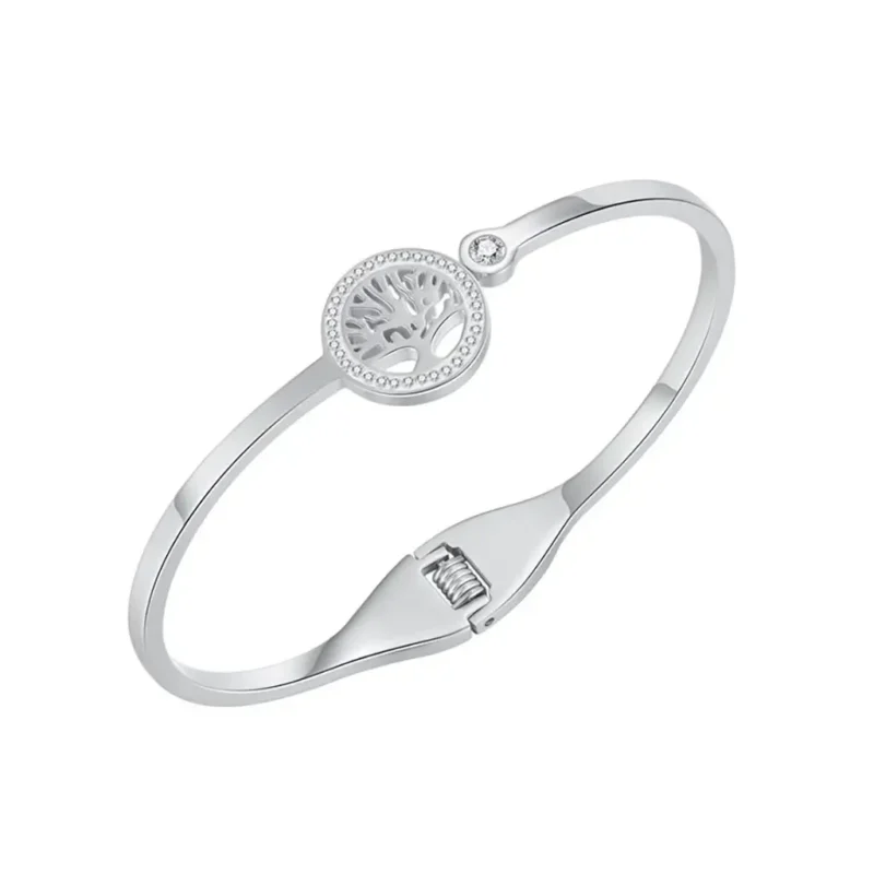 Agatha kk 1 Agatha kk 1