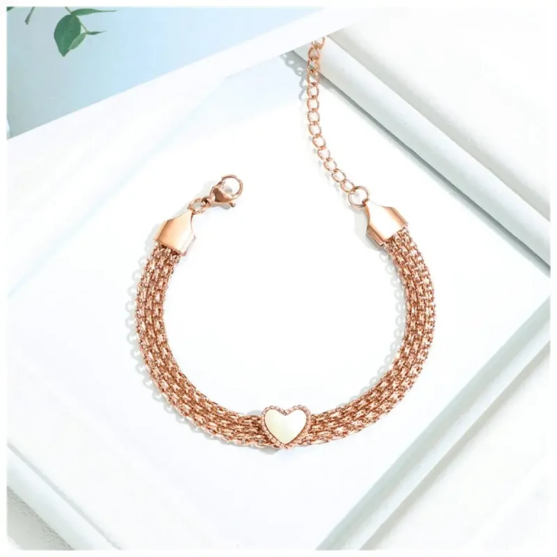 Amanda kk 3 Amanda kk 3