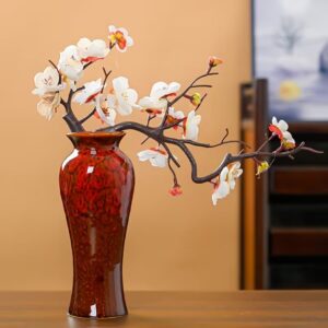 Crvena keramička vaza